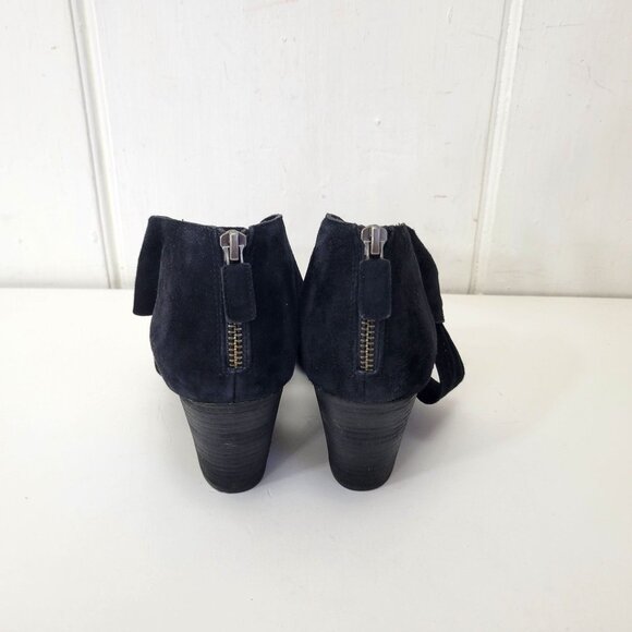 Eileen Fisher Black Suede Pointed Toe Ankle Heels With Bow Strap & Zipper Closur - Picture 4 of 8